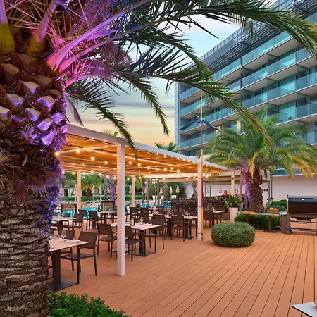 Radisson Blu & Σπλιτ