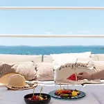 Radisson Blu & 5*