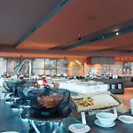 Radisson Blu &