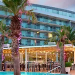 Radisson Blu & 5*