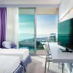 Radisson Blu & 5*