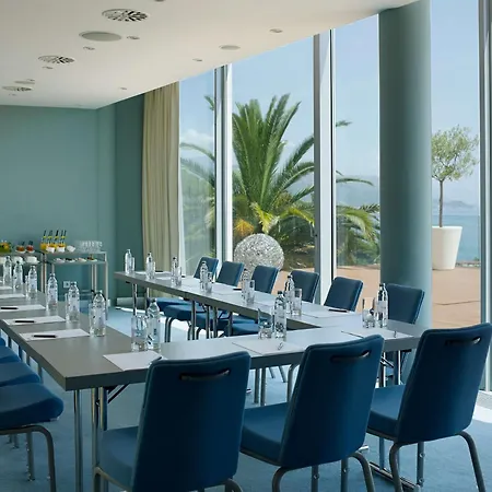 Radisson Blu & Hotel 5*