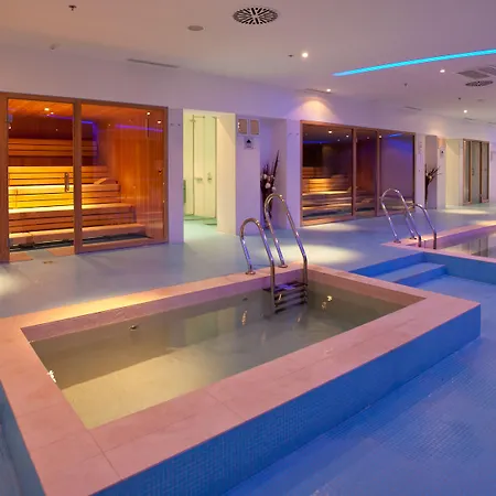 Radisson Blu & Hotel 5*