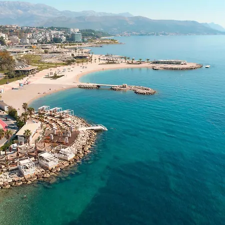 Radisson Blu & Hotel 5*