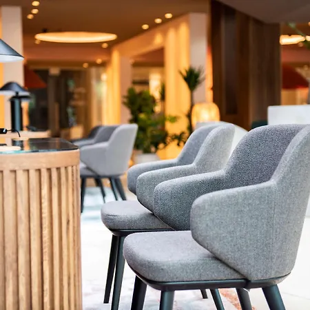 Radisson Blu & Готель