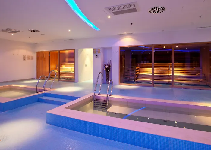 Hotell Radisson Blu & 5*