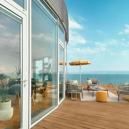 Radisson Blu & 5*