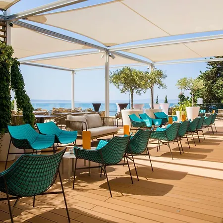 Radisson Blu & 5*